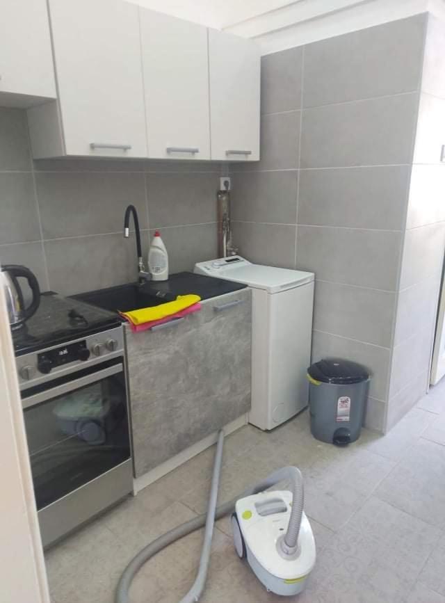 Linh Phuong Appartement Boedapest Buitenkant foto